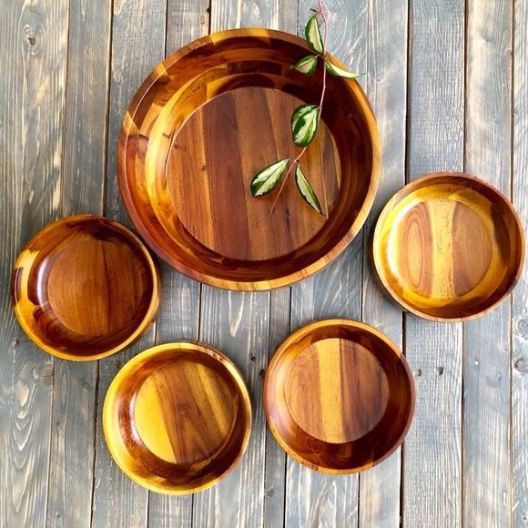 Other - Wooden Round Salad Bowl Set
